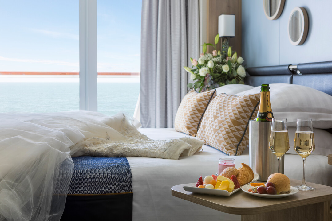 Ceremonies_at_Sea_-_cabin_decor__21_No_ATL_advertising.jpg