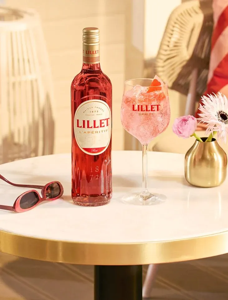 Lillet Grapefruit Spritz